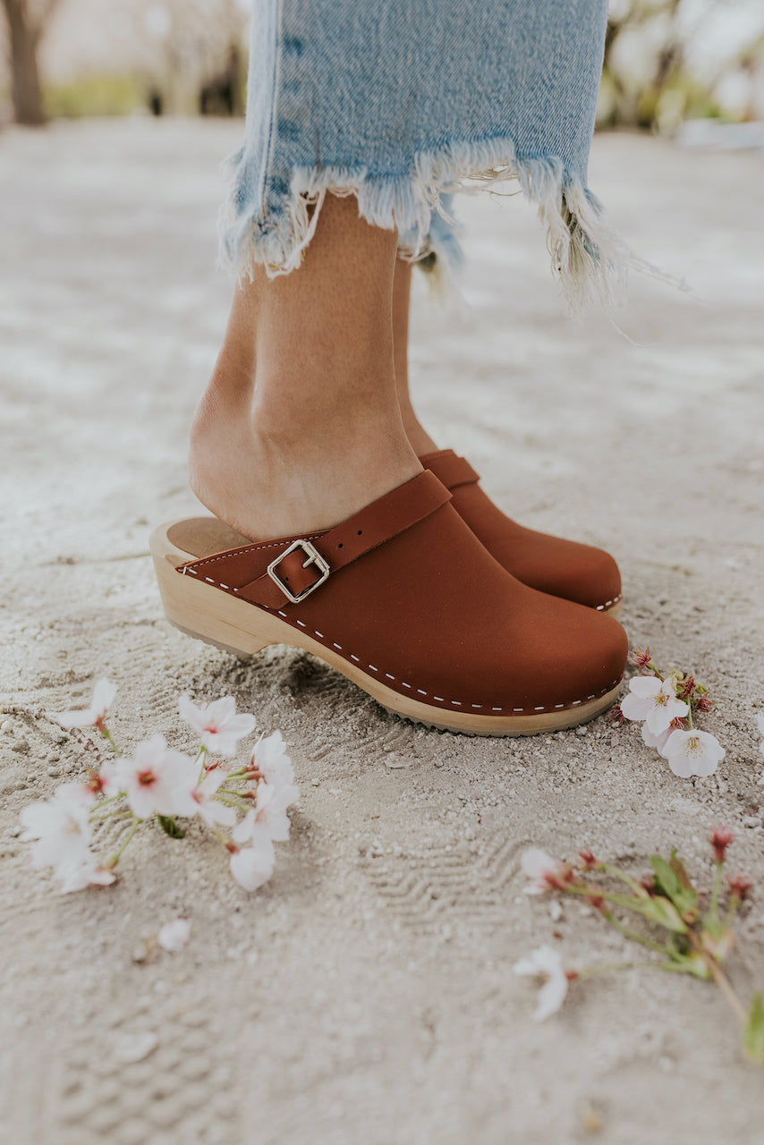 Mia Swedish Clogs: Comfortable and Stylish Footwear for All