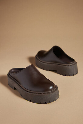 Pilcro Chunky Clogs: Ultimate Comfort Meets Chic Style