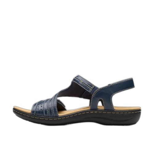 What Are the Best Sandals for Narrow Feet: Top Clarks Picks