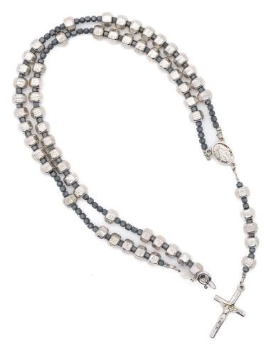 Can the Rosary Be Worn As a Necklace
