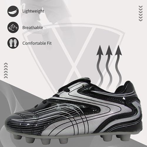 Best Soccer Shoes For Strikers