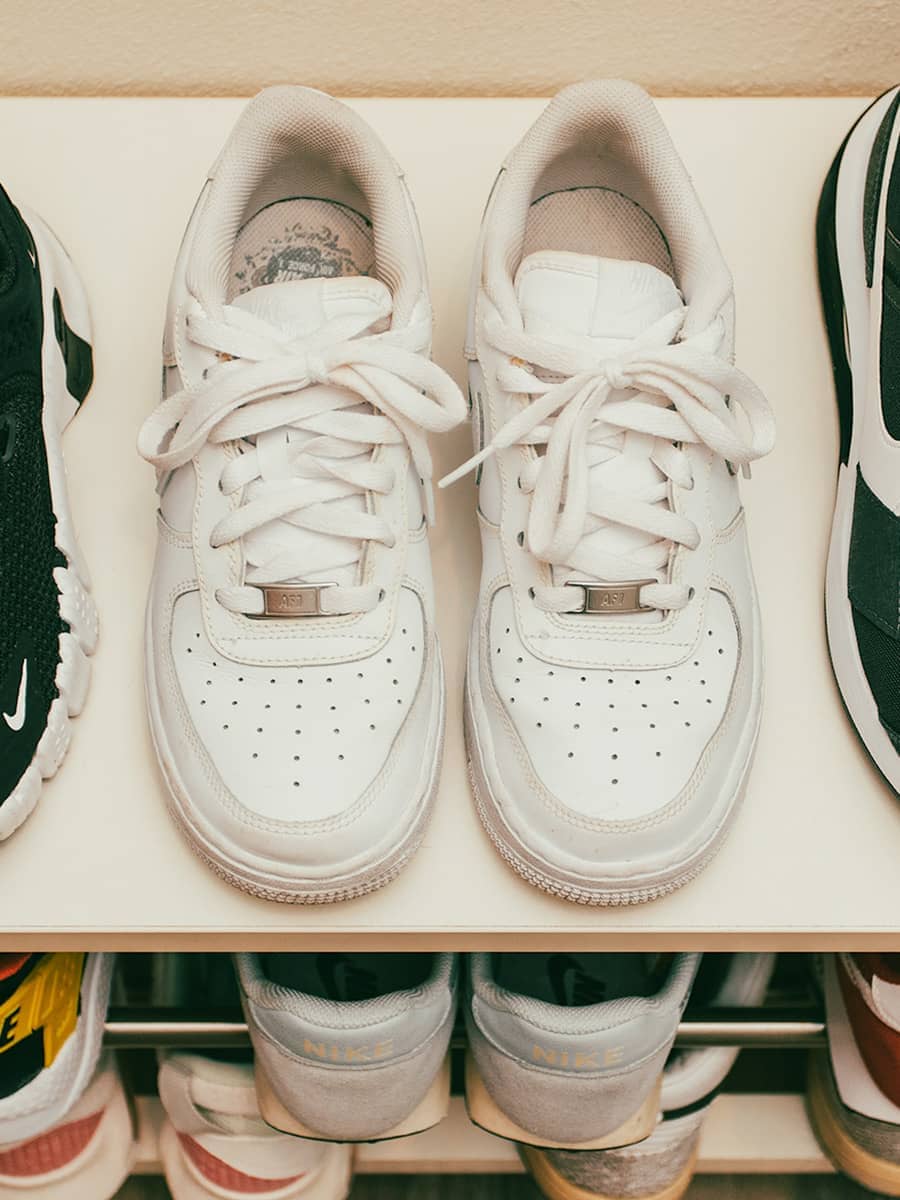 How To Clean Sneakers Without Removing Laces
