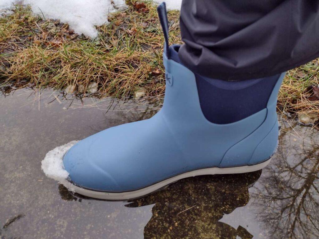 Are Huk Boots Good For Snow