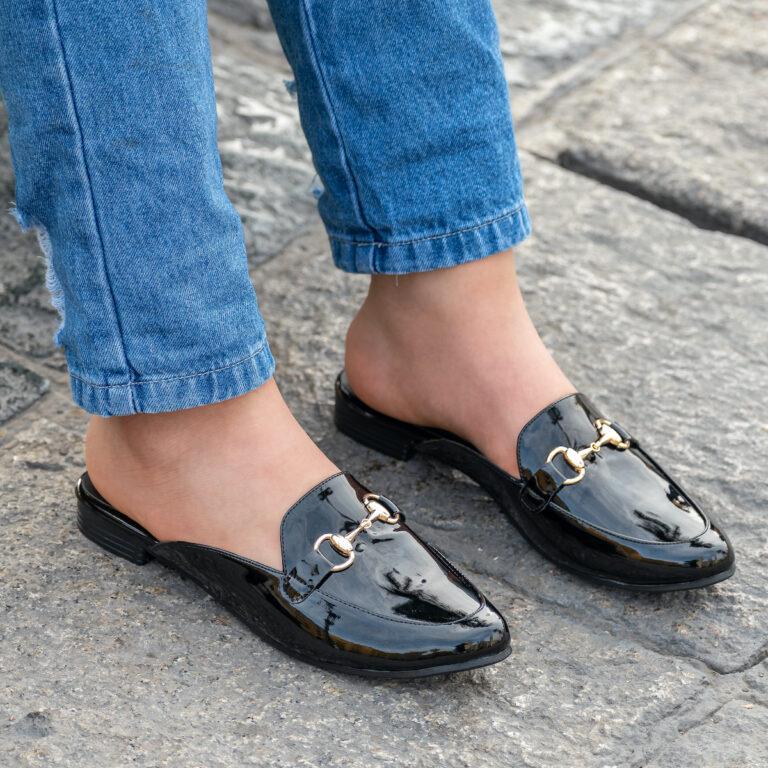 How To Wear Mule Shoes