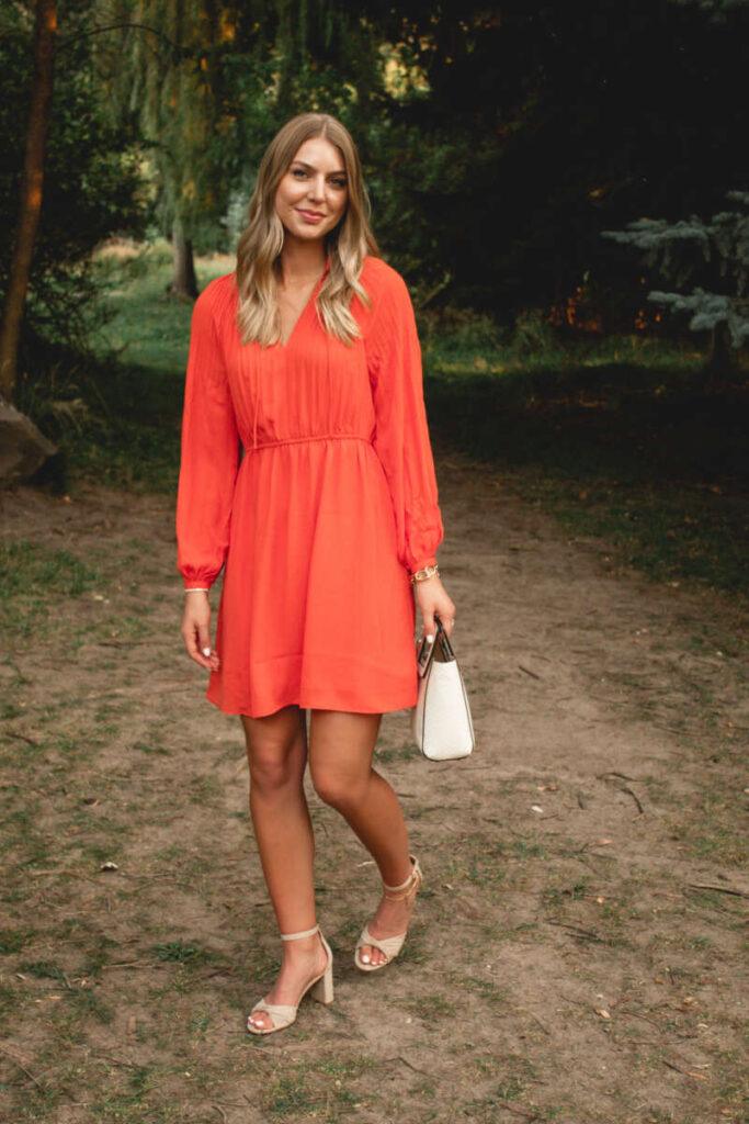 What Colour Shoes Go With Orange Dress
