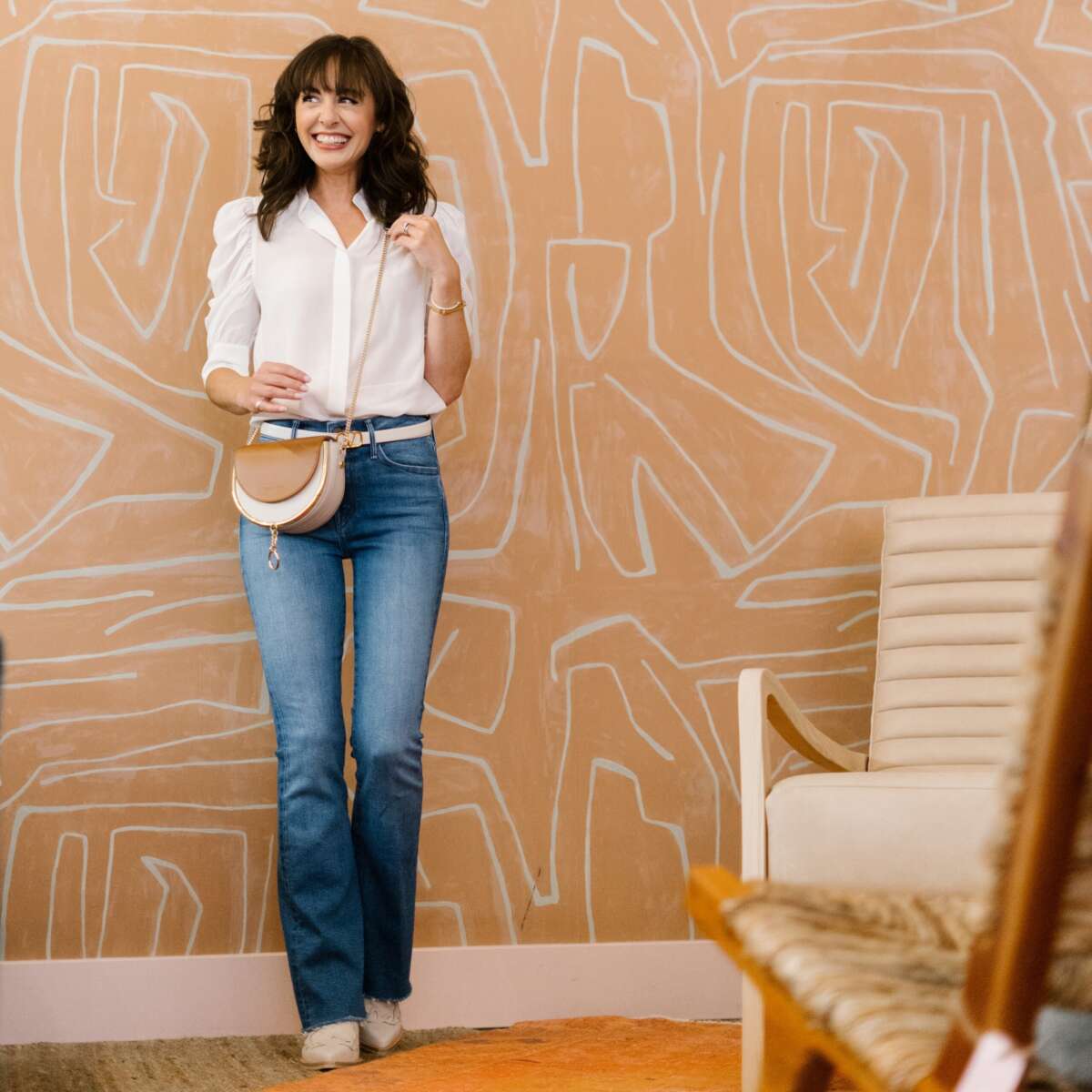 What Shoes To Wear With Flare Jeans 2026