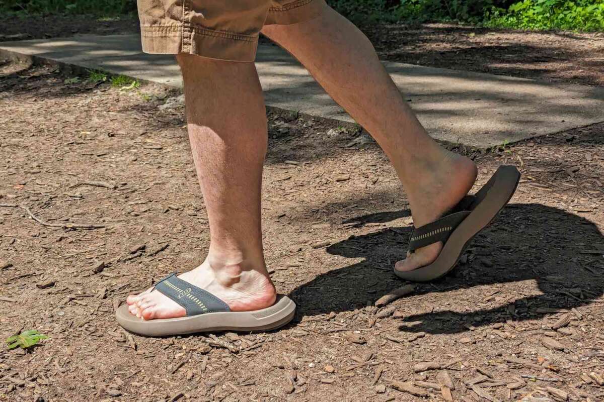 Are Reef Sandals Good For Walking