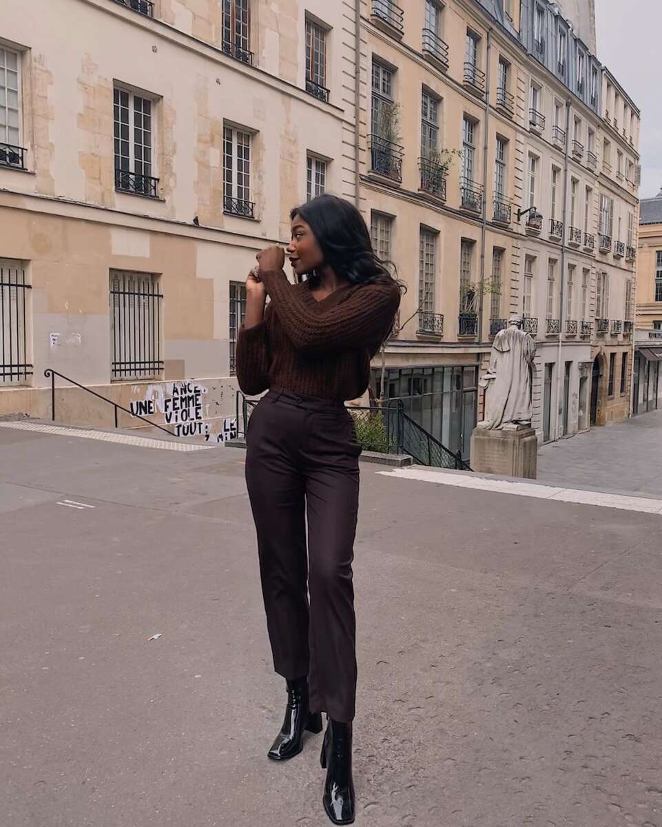 What Is The Current Style For Women's Pants