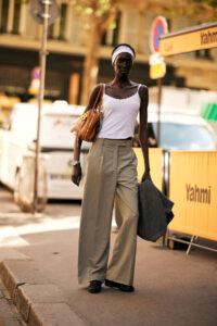 Are Straight Leg Trousers In Fashion
