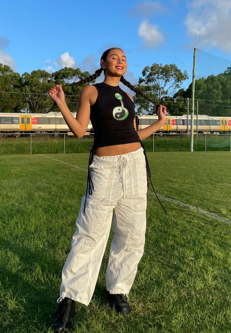 How To Style Low Waist Trousers