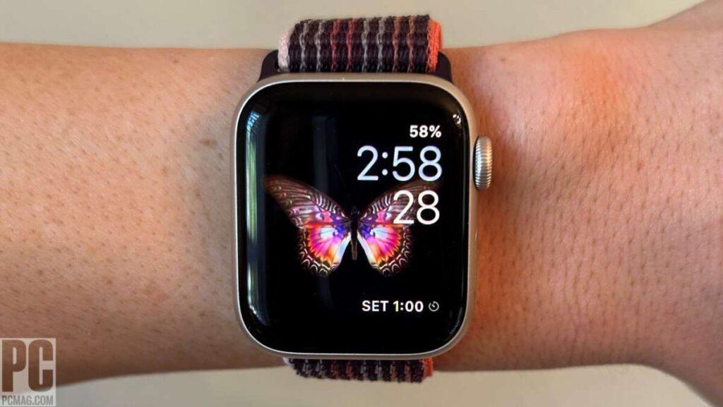 How To Use Apple Watch SE