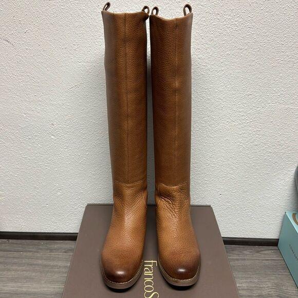 What Is A Narrow Calf Circumference For Boots