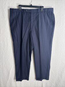 How To Let Out Men's Dress Pants